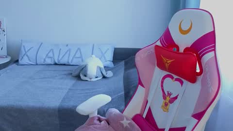 Snapshot of crystalblaze_ chatting on 02-13-26, 11:50 Grace online show from 02-13-26, 11:50