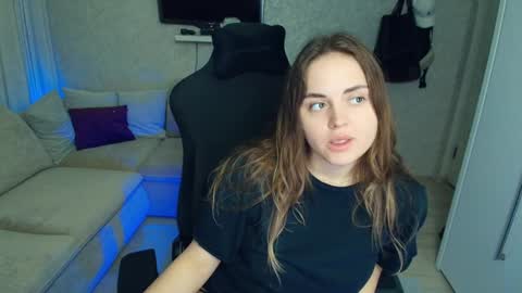 crystalemily online show from 03-31-26, 07:25