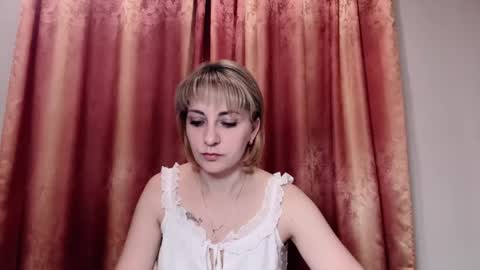 Snapshot of crystalfever_ chatting on 05-24-26, 07:08 Mary online show from 05-24-26, 07:08