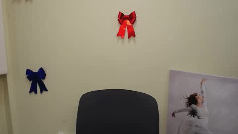 Stella online show from 01-11-25, 03:20