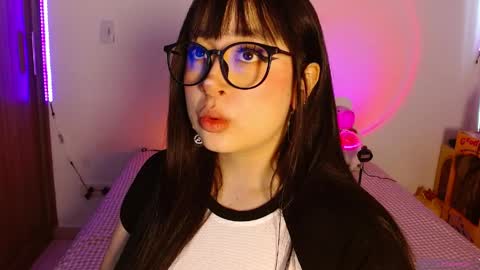 Olivia  online show from 04-05-26, 12:24