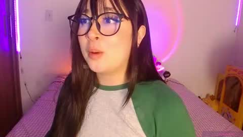 Snapshot of crystalitesq chatting on 06-14-26, 02:24 Olivia online show from 06-14-26, 02:24