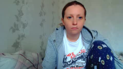 Snapshot of crystallangel chatting on 04-18-26, 12:53 CrystallAngel online show from 04-18-26, 12:53