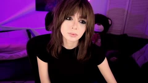 crystallbloom online show from 04-07-26, 01:39