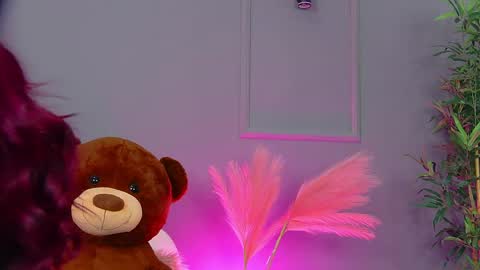 crystallred online show from 04-16-26, 05:08