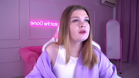 Crystal online show from 01-30-25, 06:24