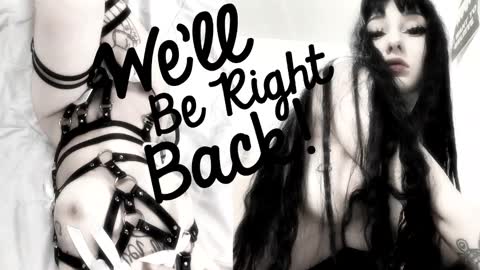 Sasha    Make me moan with patterns   good music here  online show from 11-30-25, 01:42