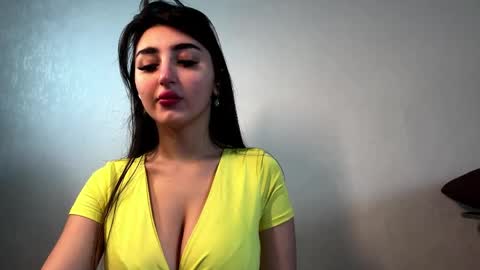 Snapshot of crystlepipkins chatting on 05-17-26, 09:17 Diana online show from 05-17-26, 09:17