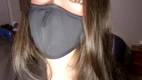 Snapshot of csmf010 chatting on 03-08-26, 06:06 Madam Mask online show from 03-08-26, 06:06