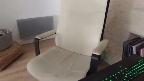 ctrlzx online show from 12-18-25, 12:33