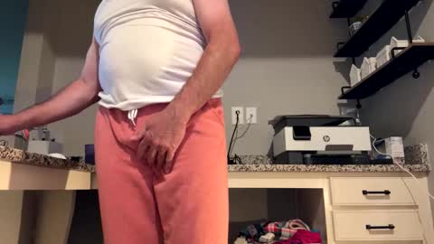 Cubantooo online show from 05-07-26, 01:16