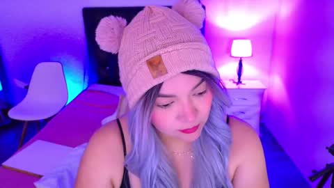 Snapshot of cuckoldlover69_ chatting on 03-06-25, 03:24 cuckoldlover69_ online show from 03-06-25, 03:24