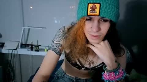 cuddleavenue online show from 11-23-25, 03:06