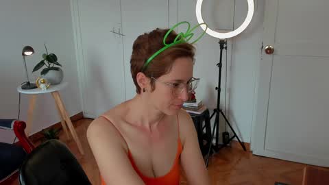 Leonela online show from 12-12-24, 03:16