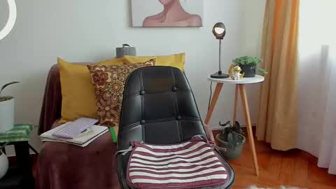 Leonela online show from 03-02-25, 02:54