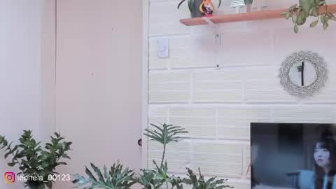 Leonela online show from 07-28-26, 04:05