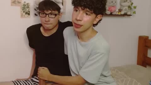 Snapshot of cuddly_and_jinx chatting on 03-06-26, 06:37 cuddly_and_jinx online show from 03-06-26, 06:37