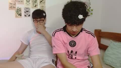 Snapshot of cuddly_and_jinx chatting on 03-08-26, 08:01 cuddly_and_jinx online show from 03-08-26, 08:01