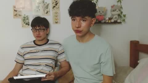 Snapshot of cuddly_and_jinx chatting on 03-21-26, 10:13 cuddly_and_jinx online show from 03-21-26, 10:13