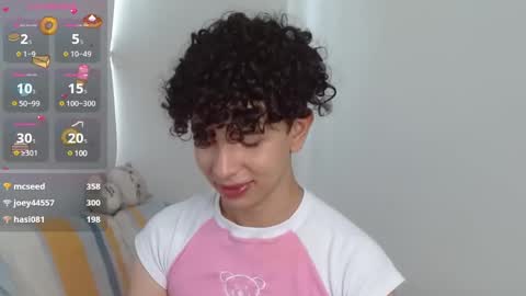 Cuddly online show from 12-26-24, 08:32