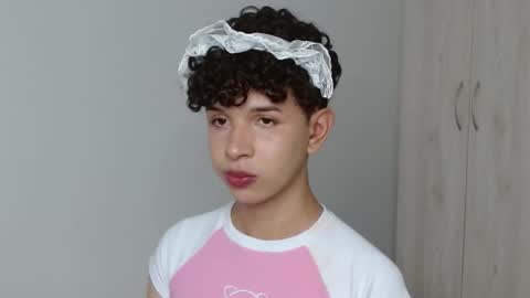 Cuddly online show from 02-15-25, 04:12