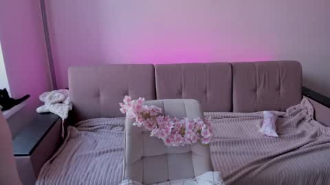 Snapshot of cuddlymisa chatting on 05-09-26, 03:34 Misa. online show from 05-09-26, 03:34