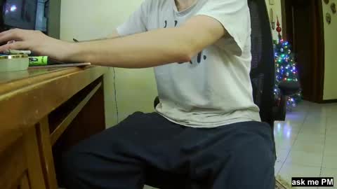 Snapshot of culonudo23 chatting on 12-20-24, 09:17 Leo online show from 12-20-24, 09:17