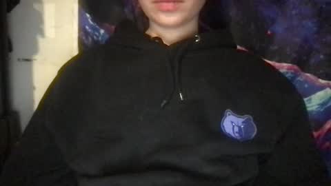 Angela online show from 12-08-24, 09:41