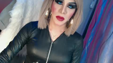 CUMMELA SLUTI online show from 06-15-26, 06:43