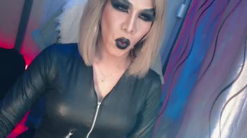 CUMMELA SLUTI online show from 07-12-26, 08:49