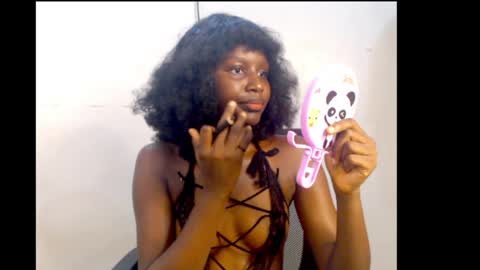 sophie online show from 05-26-26, 07:04