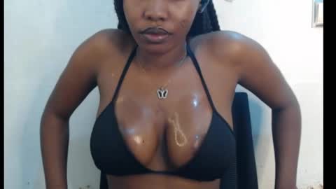 Snapshot of cum_ebony_xxxpetit chatting on 04-01-26, 02:34 Teeha online show from 04-01-26, 02:34