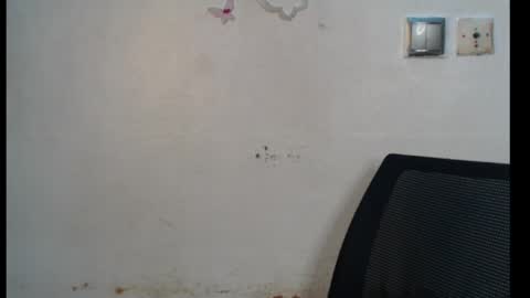 Snapshot of cum_ebony_xxxpetit chatting on 05-12-26, 01:47 Teeha online show from 05-12-26, 01:47