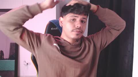 Snapshot of cum_park chatting on 01-08-25, 08:39 DAVID online show from 01-08-25, 08:39