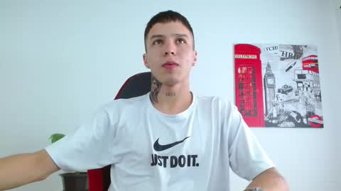 cumandres online show from 12-15-25, 02:10