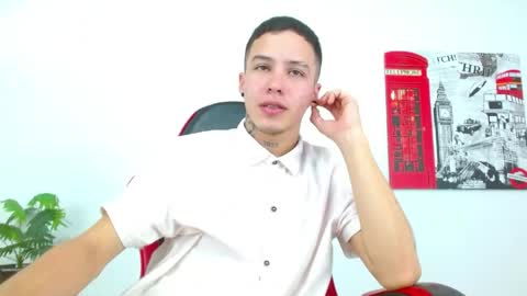 Snapshot of cumandres chatting on 05-19-26, 03:07 cumandres online show from 05-19-26, 03:07