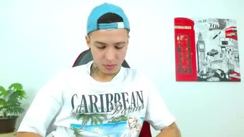 Snapshot of cumandres chatting on 05-20-26, 03:40 cumandres online show from 05-20-26, 03:40