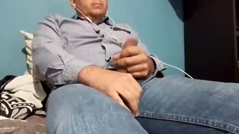 Snapshot of cumbian_chero chatting on 02-21-25, 05:02 cumbian_chero online show from 02-21-25, 05:02