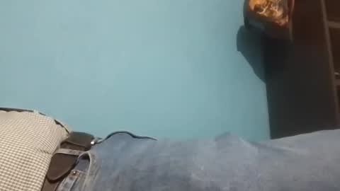 Snapshot of cumbian_chero chatting on 02-27-25, 11:37 cumbian_chero online show from 02-27-25, 11:37