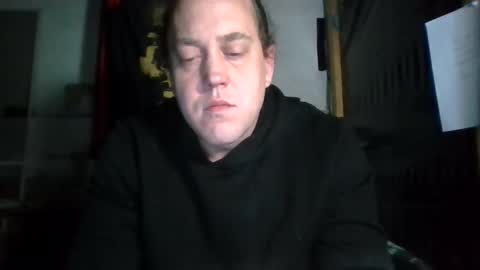 Snapshot of cumfacialxxx chatting on 12-18-25, 01:06 cumfacialxxx online show from 12-18-25, 01:06