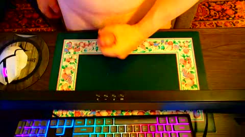 Snapshot of cumforme1988 chatting on 09-14-25, 07:07 cumforme1988 online show from 09-14-25, 07:07