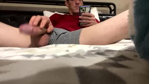 Snapshot of cumm4mee828 chatting on 11-29-25, 04:26 cumm4mee828 online show from 11-29-25, 04:26