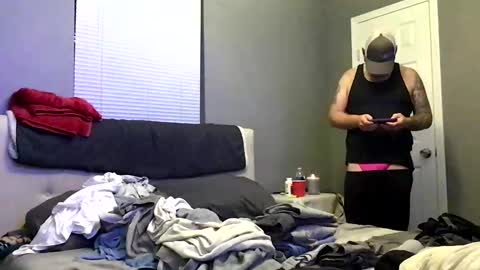 Snapshot of cummerforyouu chatting on 01-11-25, 06:45 Mike Smalls online show from 01-11-25, 06:45