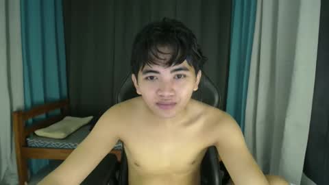 Snapshot of cummingyu chatting on 11-19-25, 10:48 cummingyu online show from 11-19-25, 10:48