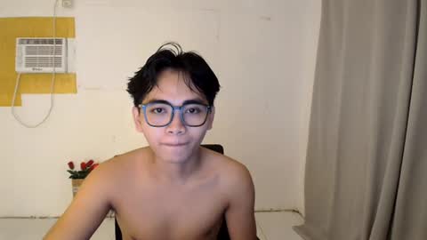 Snapshot of cummingyu chatting on 07-15-26, 11:37 cummingyu online show from 07-15-26, 11:37