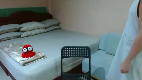 Leah Vergara online show from 10-09-25, 12:19