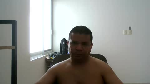 Snapshot of cummmann chatting on 09-21-25, 06:09 cummmann online show from 09-21-25, 06:09