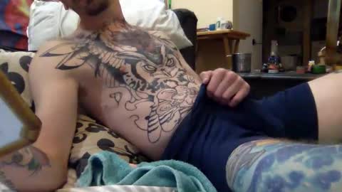 Snapshot of cumonover420 chatting on 09-13-25, 02:11 cumonover420 online show from 09-13-25, 02:11