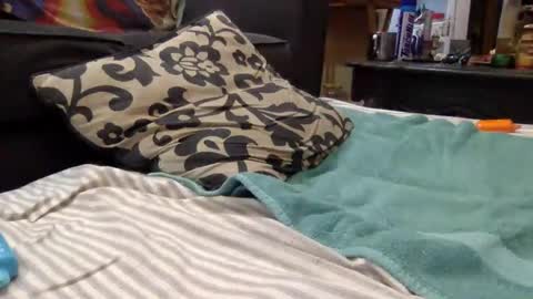 Snapshot of cumonover420 chatting on 09-26-25, 01:09 cumonover420 online show from 09-26-25, 01:09