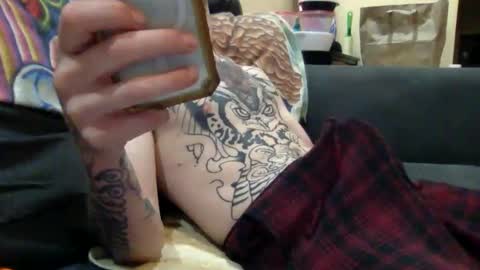 Snapshot of cumonover420 chatting on 11-09-25, 02:54 cumonover420 online show from 11-09-25, 02:54